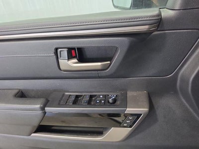 2023 Toyota Tundra 4WD 4WD Limited CrewMax 5.5' Bed (Natl)