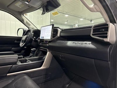 2024 Toyota Tundra 4WD 4WD SR5 CrewMax 5.5' Bed (SE)