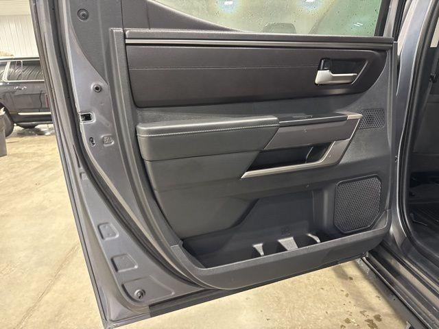 2024 Toyota Tundra 4WD 4WD SR5 CrewMax 5.5' Bed (SE)