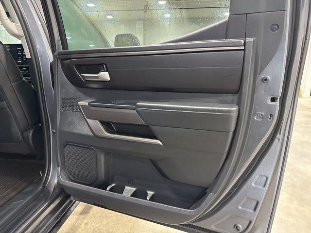 2024 Toyota Tundra 4WD 4WD SR5 CrewMax 5.5' Bed (SE)