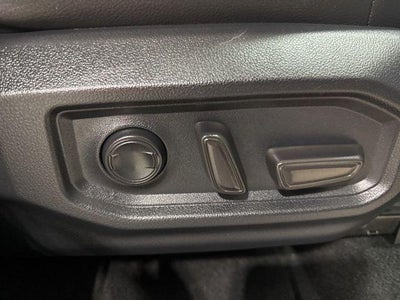 2024 Toyota Tundra 4WD 4WD SR5 CrewMax 5.5' Bed (SE)