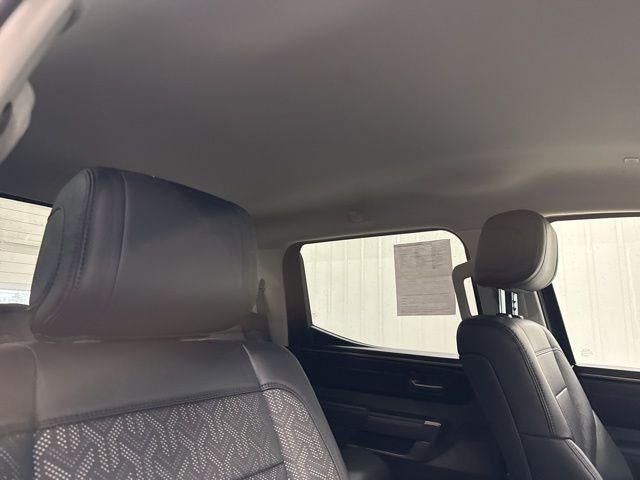 2024 Toyota Tundra 4WD 4WD SR5 CrewMax 5.5' Bed (SE)