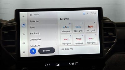 2024 Toyota Tundra 4WD 4WD SR5 CrewMax 5.5' Bed (SE)