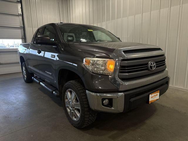 Used 2014 Toyota Tundra SR5 with VIN 5TFUW5F11EX340463 for sale in Glenwood, Minnesota