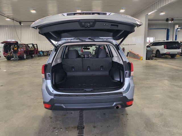 2021 Subaru Forester Premium CVT