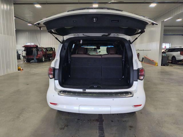 2015 INFINITI QX80 Base