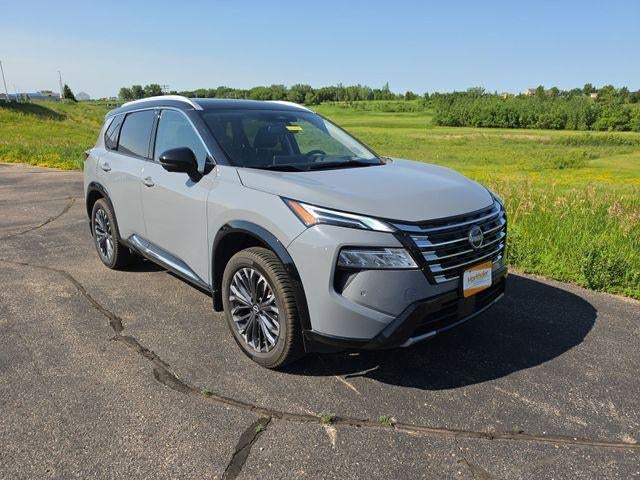 2024 Nissan Rogue AWD Platinum