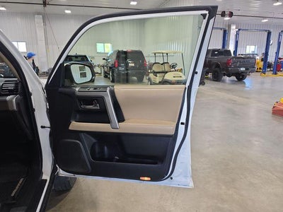 2018 Toyota 4Runner SR5 4WD (GS)