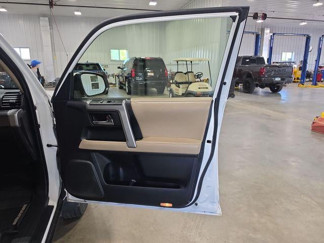 2018 Toyota 4Runner SR5 4WD (GS)