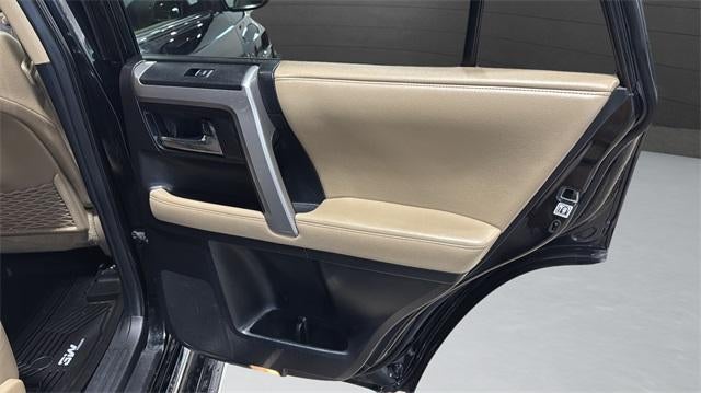 2014 Toyota 4Runner 4WD 4dr V6 Limited (GS)