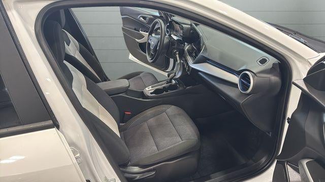 2024 Chevrolet Trax FWD 4dr LS