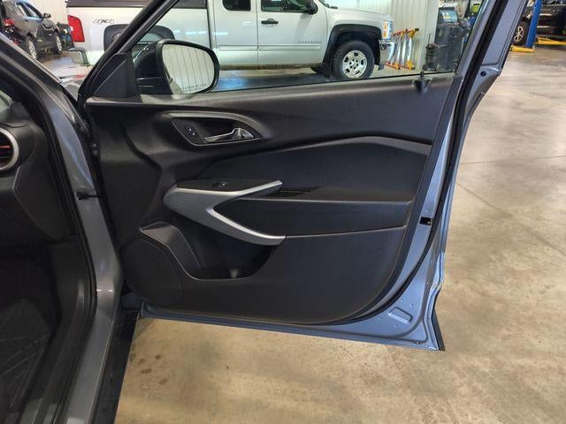2025 Chevrolet Trax FWD 4dr 1RS