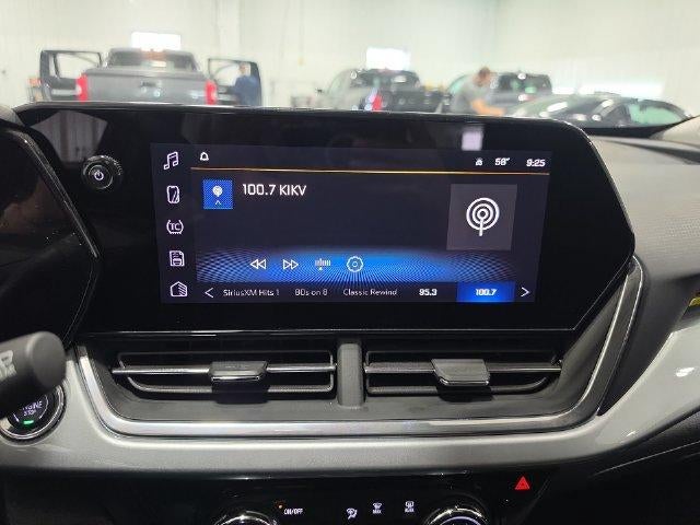 2024 Chevrolet Trax FWD 4dr LT