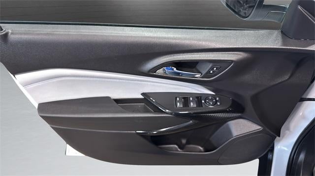 2025 Chevrolet Trax FWD 4dr LT