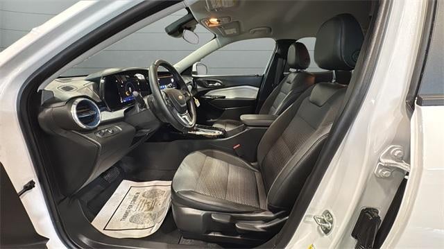 2025 Chevrolet Trax FWD 4dr LT